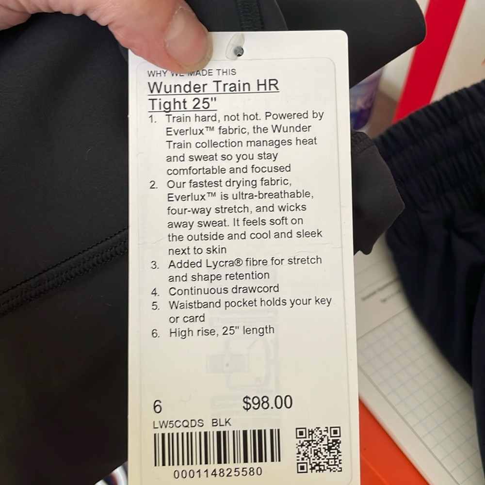 Lululemon WunderHR BLACK NWT SZ 6 25”